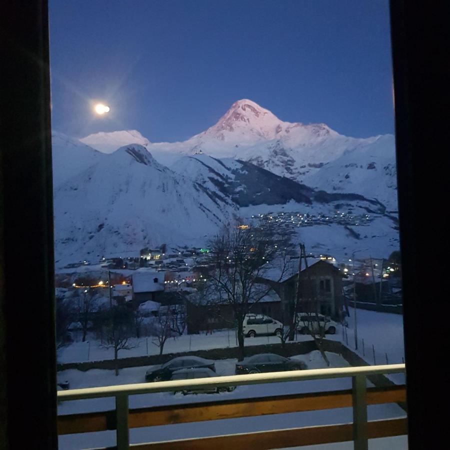 Hilltop Kazbegi Stepantsminda Exterior foto