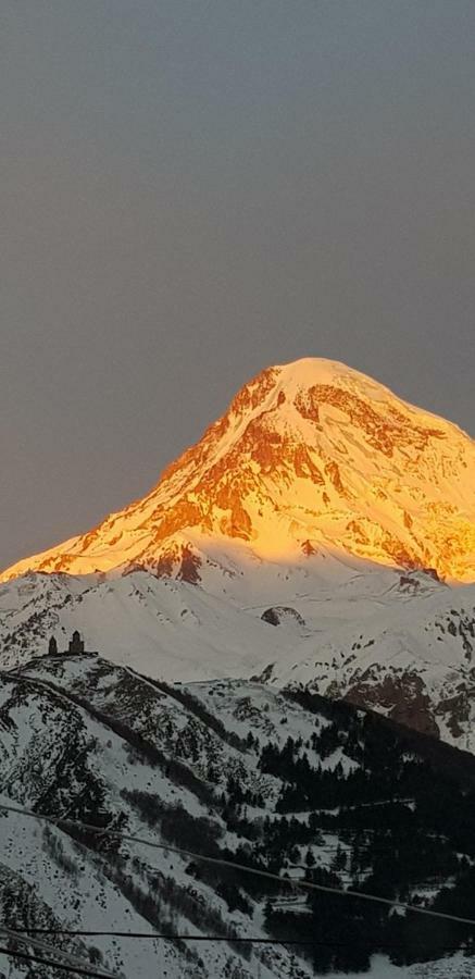 Hilltop Kazbegi Stepantsminda Exterior foto